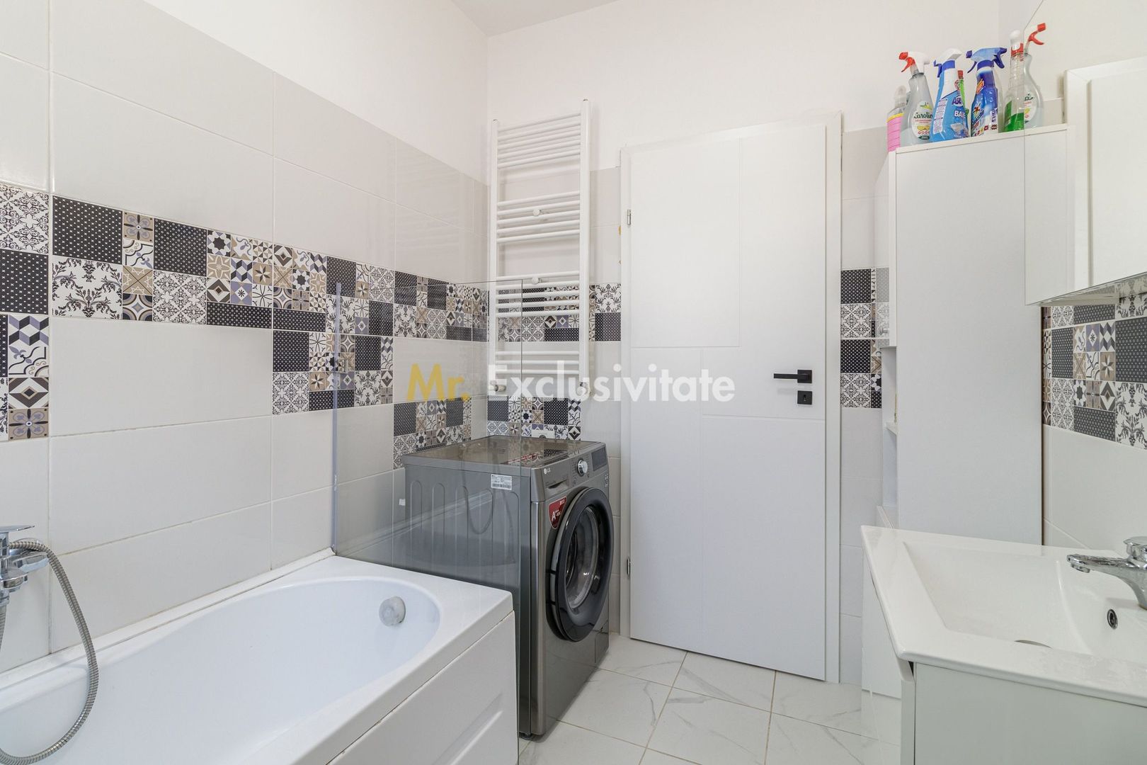 2 camere Apusului-Bacriului cu loc de parcare - Poză 9