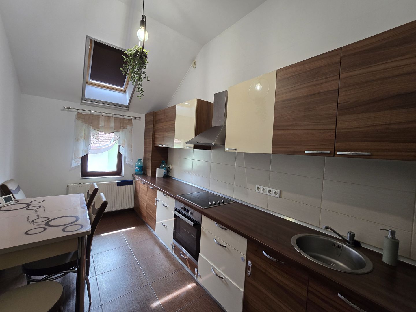Apartament 2 camere, Dumbravita, Loc de parcare inscris in CF, Mobilat si Utilat - Poză 5
