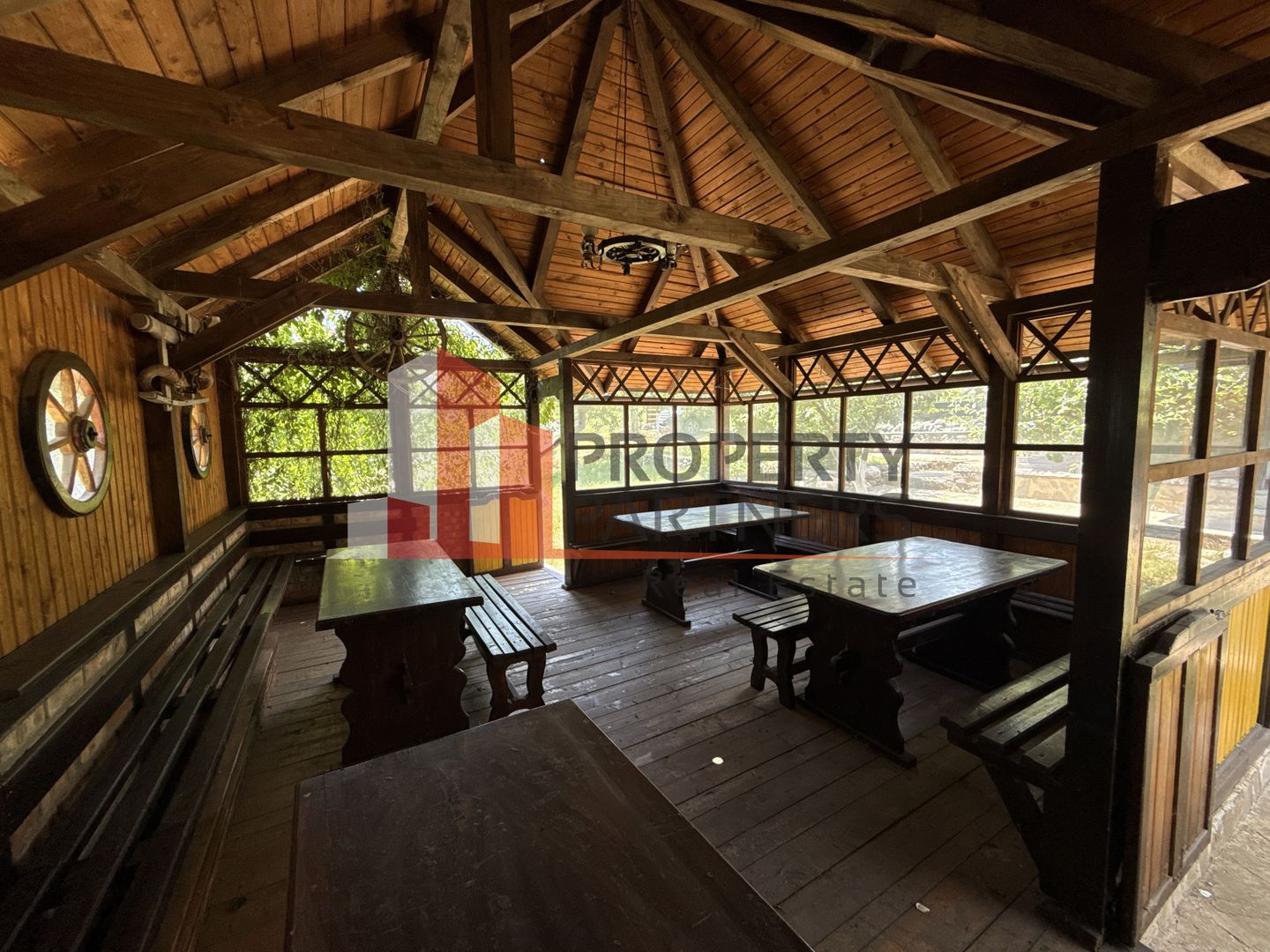 Pensiune cu vedere spectaculoasă la Bucegi și Piatra Craiului – Bradul Inalt - Poză 27