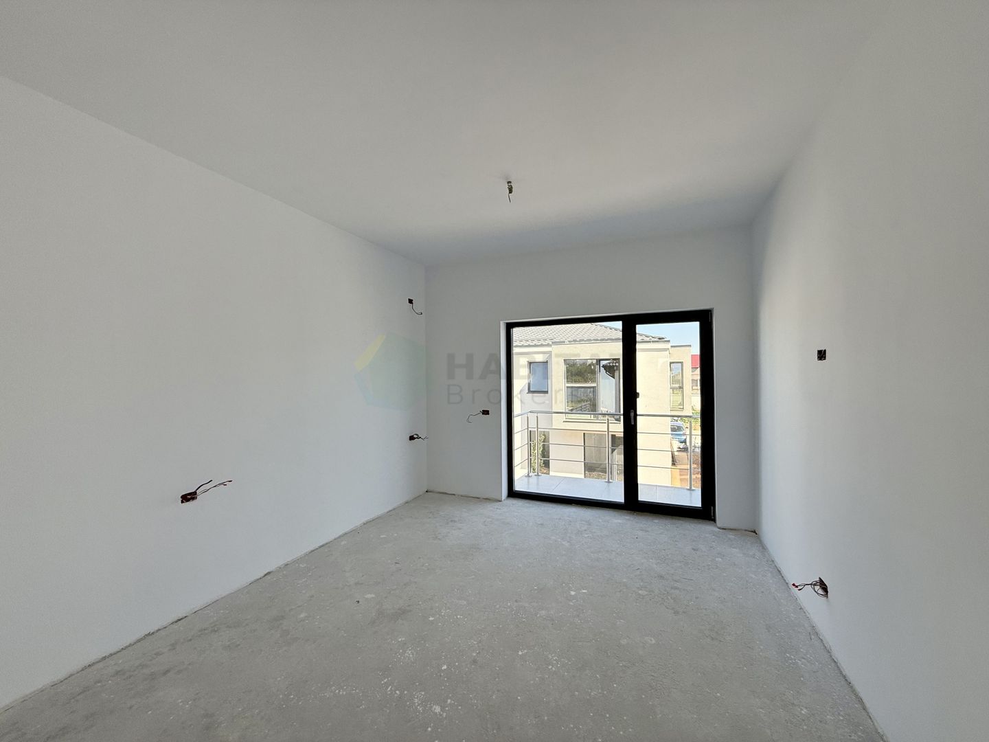 Vila 5 camere Tunari langa Cosmopolis - Poză 6