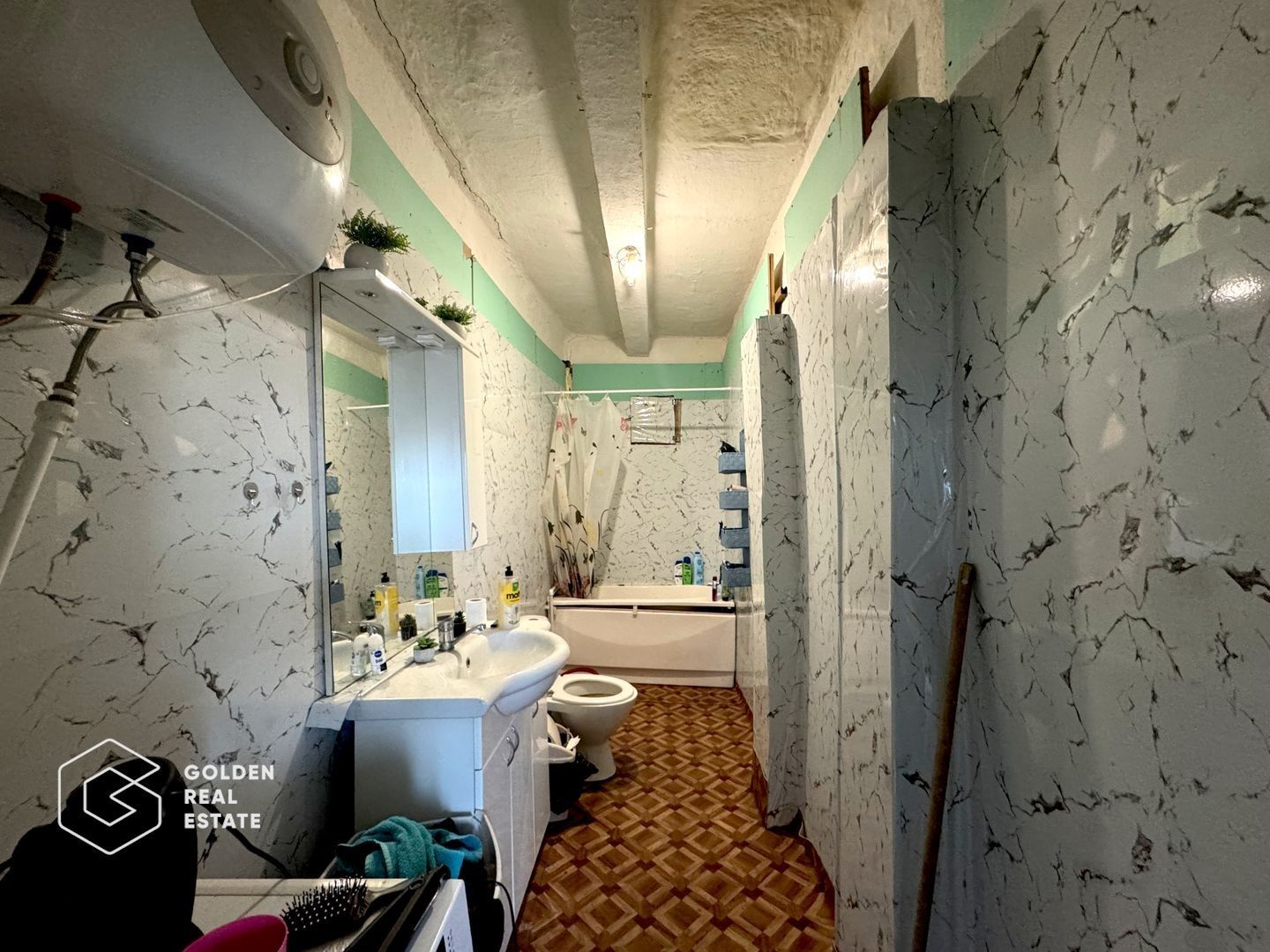 Casa cu teren 959 mp, Iratosu, Zona buna, Comision 0% - Poză 9