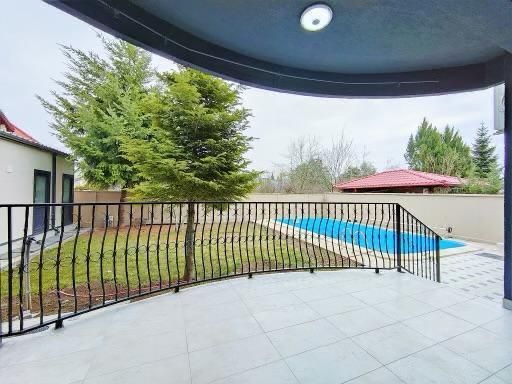 VILA CU PISCINA DE INCHIRIAT | COMPLET MOBILATA SI UTILATA | PIPERA - Poză 39