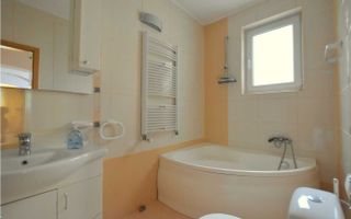 3 camere |  Punctele Cardinale | Centrala Proprie | 2 Bai - Poză 7