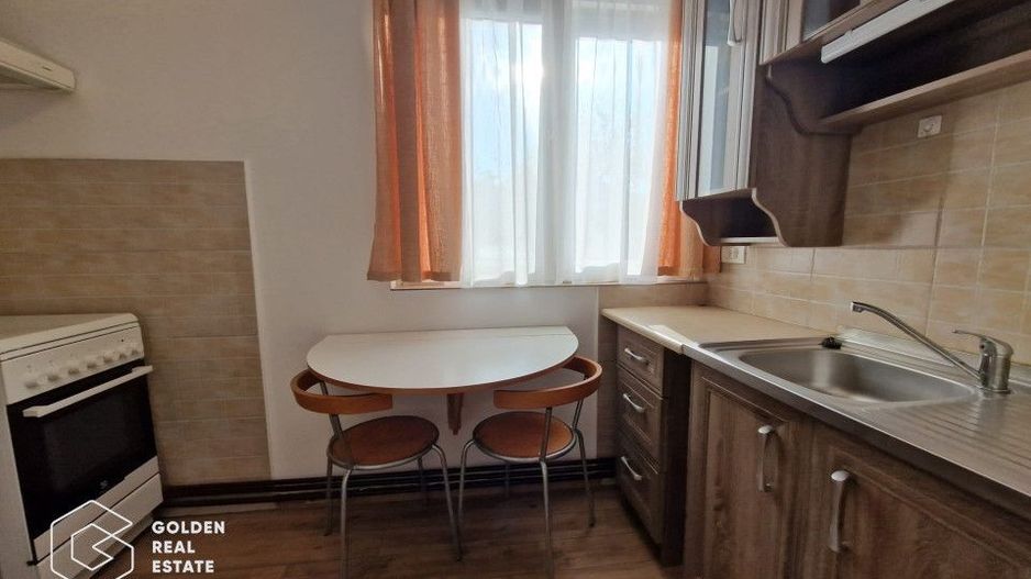 Casa frumos amenajata, 4 camere, 2 bai, curte proprie, zona linistita, Gradiste - Poză 5