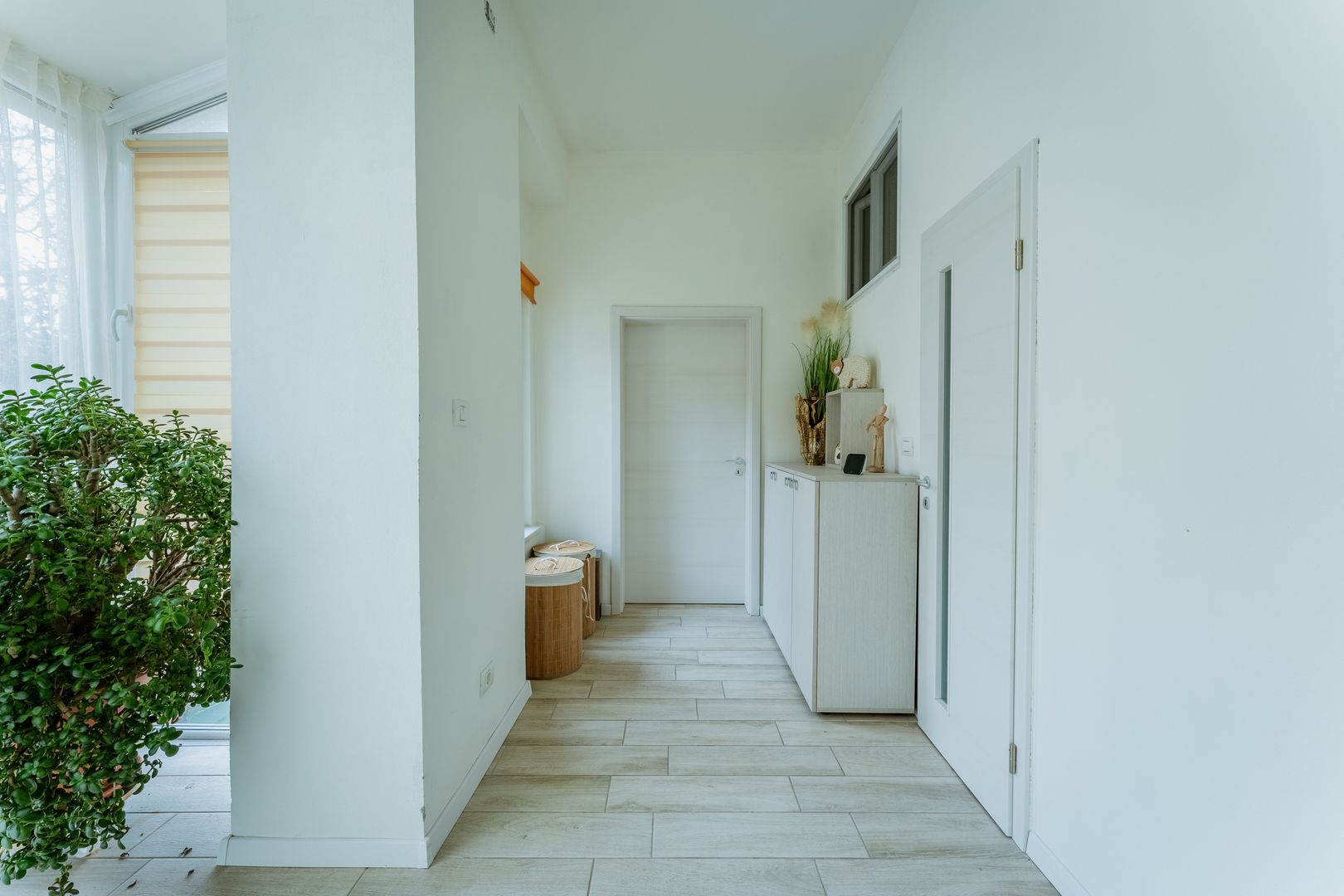 Apartament ultracentral modern la cheie - Poză 8