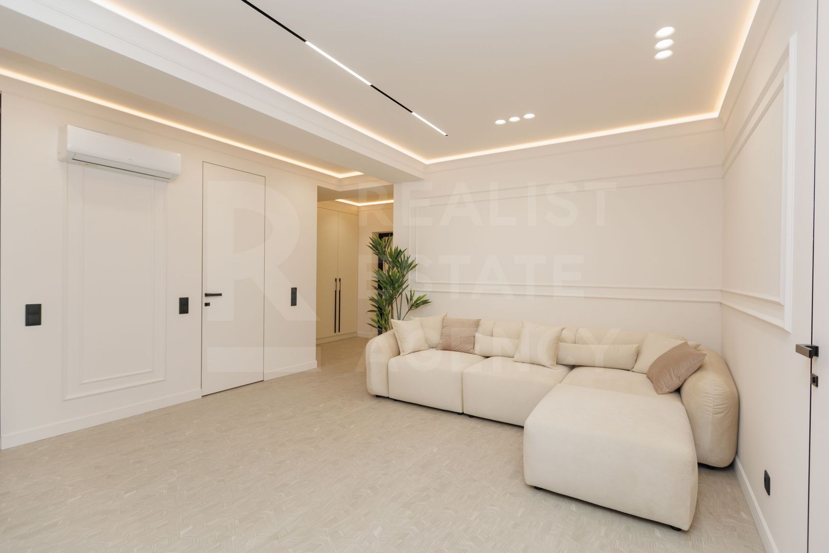 Vânzare, apartament, 3 camere, strada Alba Iulia, Buiucani - Poză 2