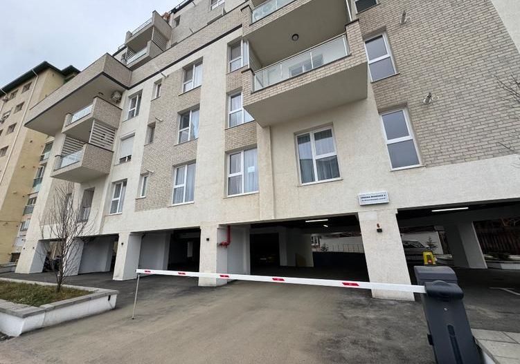 Apartament 68mp bloc nou ,mobilat și utilat i loc de parcare! - Poză 1