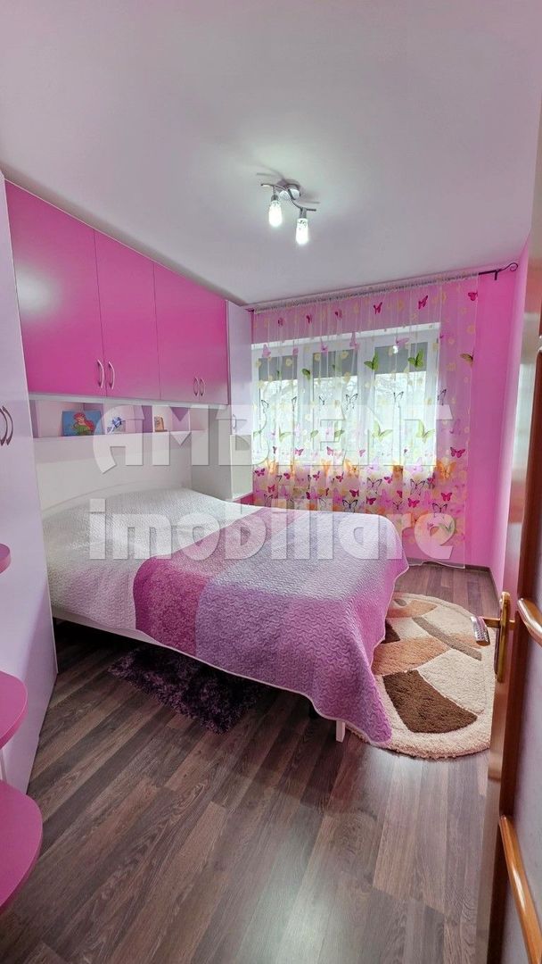 Apartament cu 3 camere, mobilat si utilat, etaj 1, zona Centru; - Poză 7