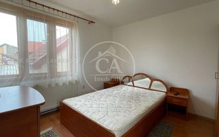Casa de vânzare cu 8 camere de tip P+E+M in zona Rogerius, Oradea - Poză 19