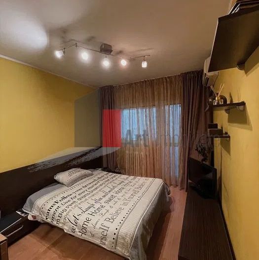 3 Camere Tineretului - Poză 2