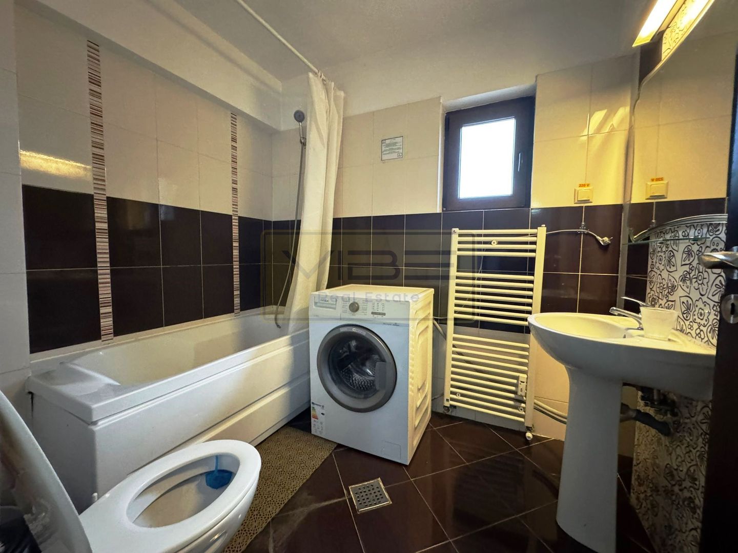 Garsoniera moderna zona centrala - 5 min Palas Mall - Poză 9