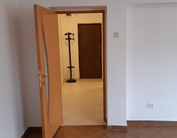 Apartament trei camere nemobilat, Piata Muncii - Poză 4