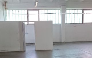 Cladire ideală pentru diverse scopuri comerciale sau industriale - Poză 9