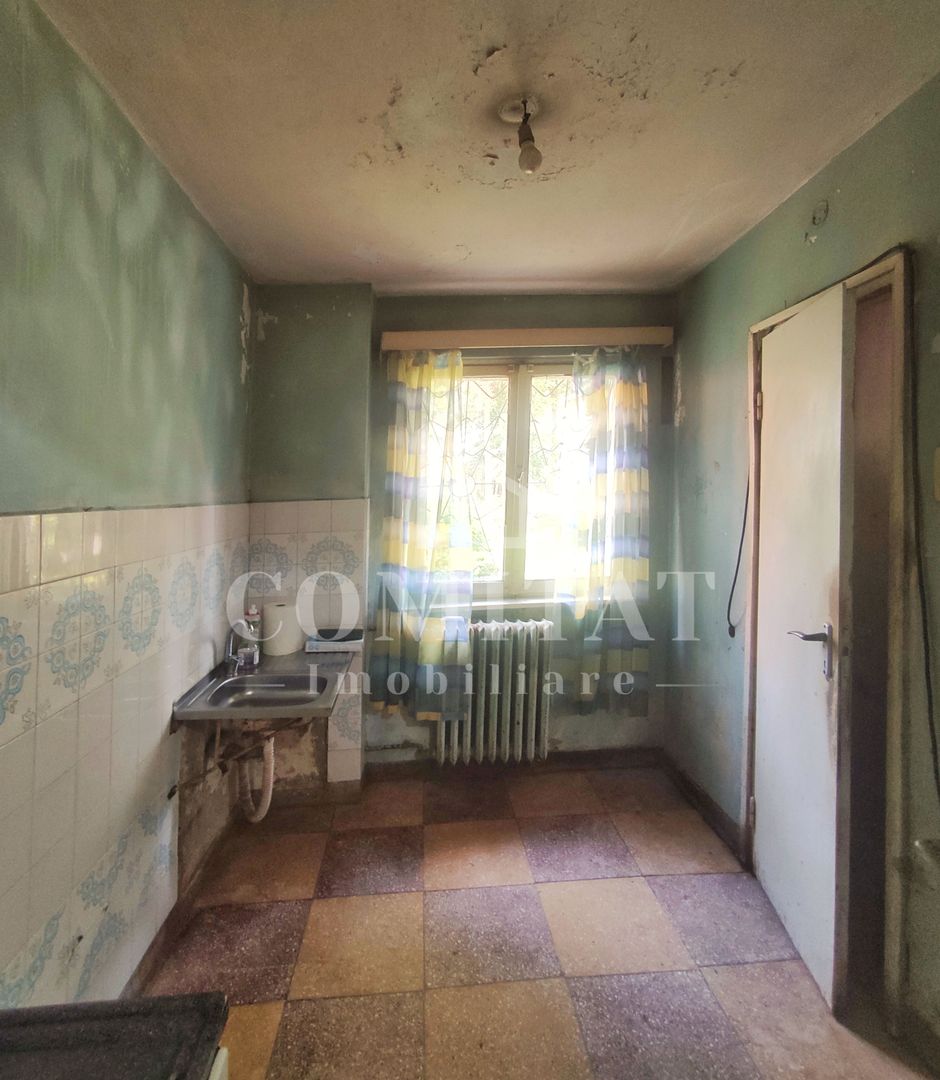 Preț forate bun Apartament cu 3 camere in cartierul Gheorgheni - Poză 9