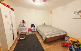 Casa pt 2 familii sau pt. clinica medicala, 8 camere, 486 mp teren - Poză 18