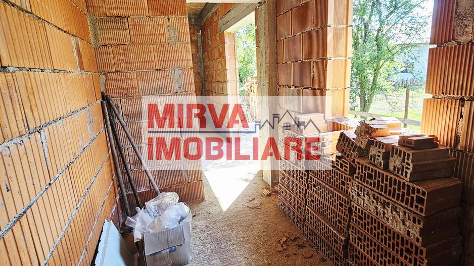 🏡 Casă la roșu cu 4 camere, 122 mp utili, teren 465 mp – Băicoi - Poză 45