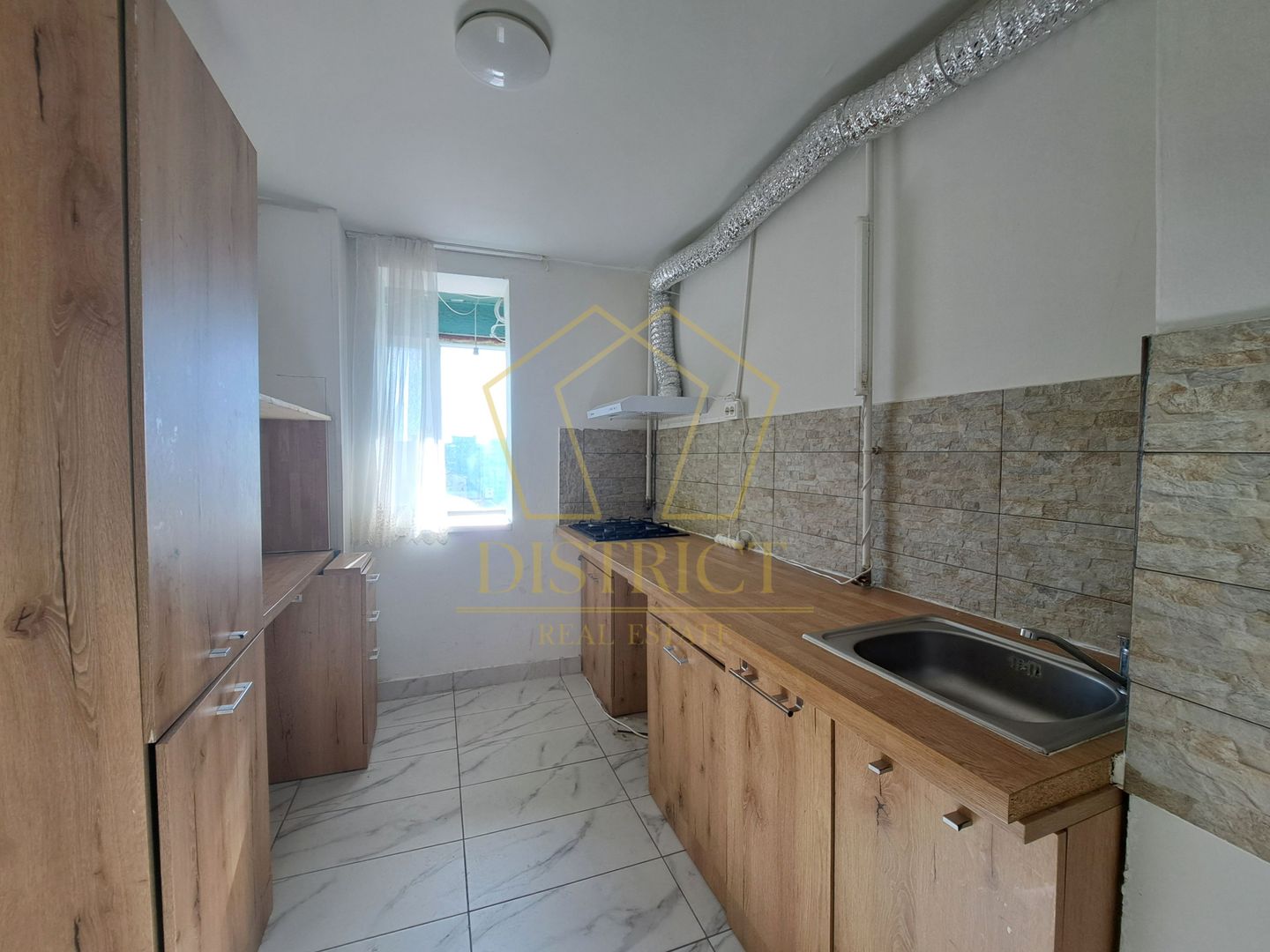 COM 0 % Apartament cu 2 camere decomandate in bloc izolat | Dambovita - Poză 8