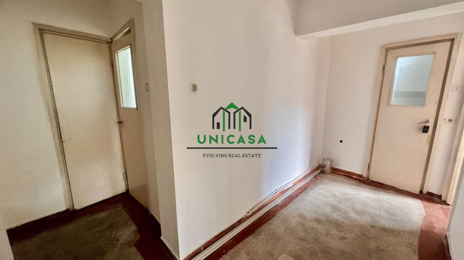 Apartament 4 camere, decomandat/Etaj 4/4 ,Zona Nord - Poză 10