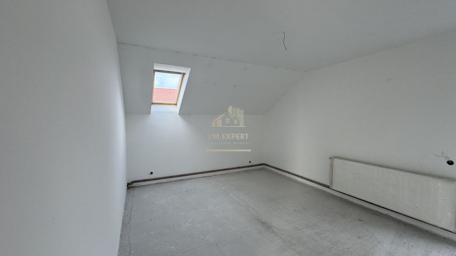 VILA 5 CAMERE,TEREN 560 MP, CAMPULUNG, ARGES - Poză 25