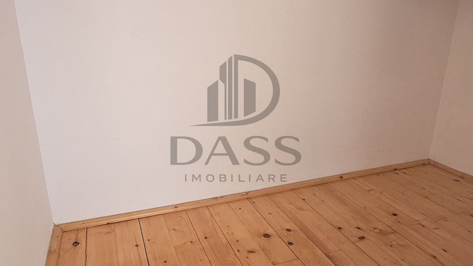 Apartament de inchiriat 6 camere 179 mp Etaj 2 + mansardă - Poză 22