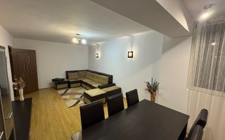Apartament de 3 camere, 74mp, decomandat, Zona Fortuna - Poză 2