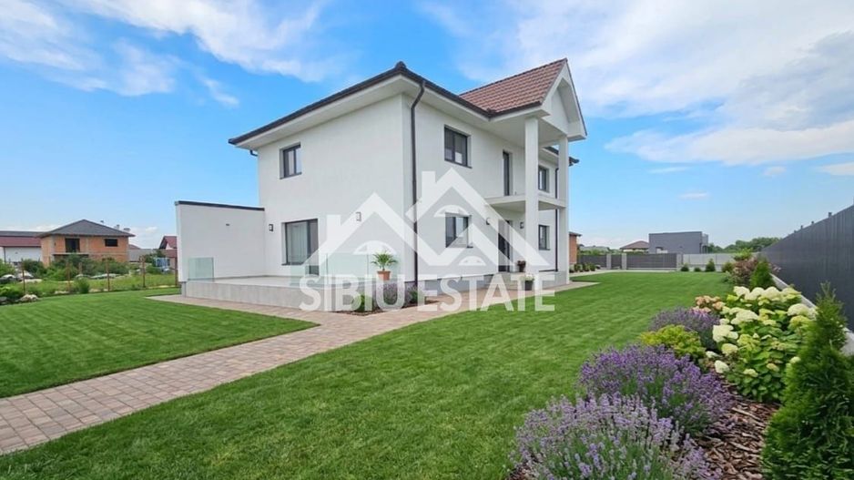 Casa 5 camere, TEREN MARE, pret BUN - Poză 6