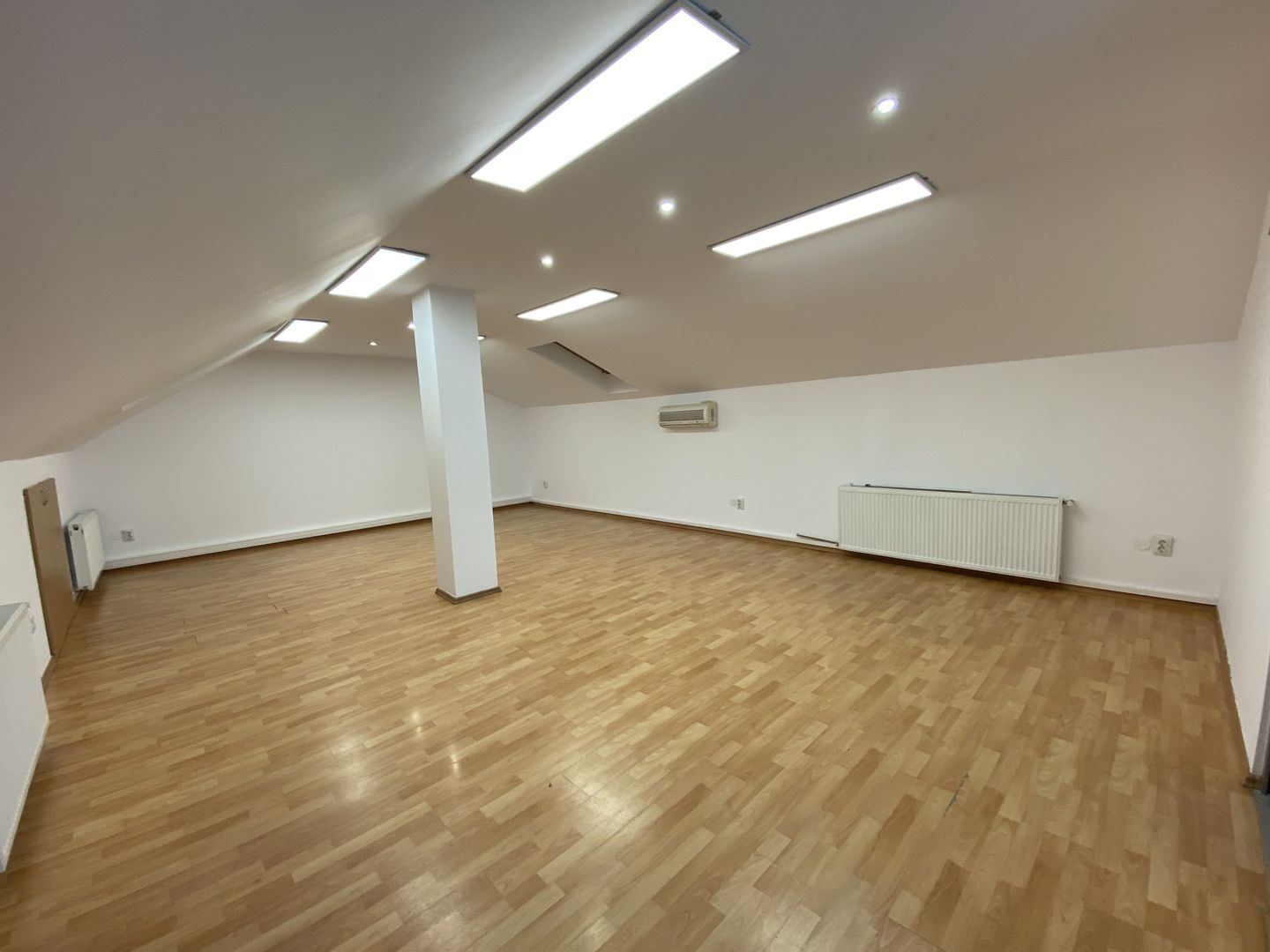 Spatiu de birou -zona strada Cluj - Poză 3