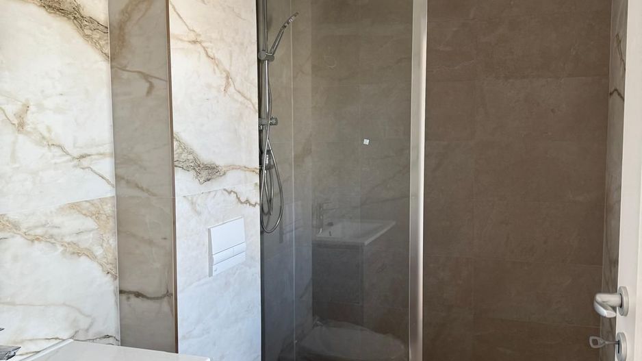 Duplex nou - 3 dormitoare - zona Kids Park - Dumbravita - Poză 2