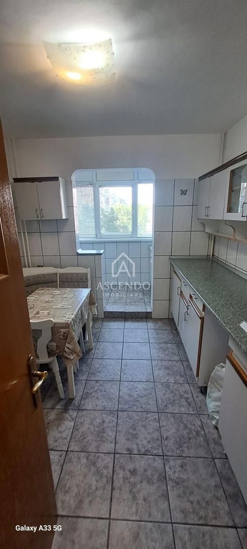 Apartament 3 Camere de Închiriat Gorjului Sector 6 | Parcare | 650 EUR - Poză 9