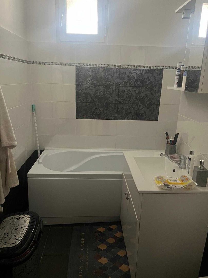 Apartament 4 camere,Micro 18, etaj 3 - Poză 7