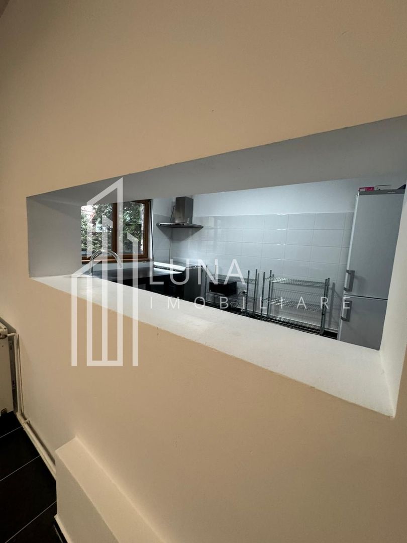 De inchiriat vila cu priveliste spectaculoasa - ideal spatiu comercial - Poză 11