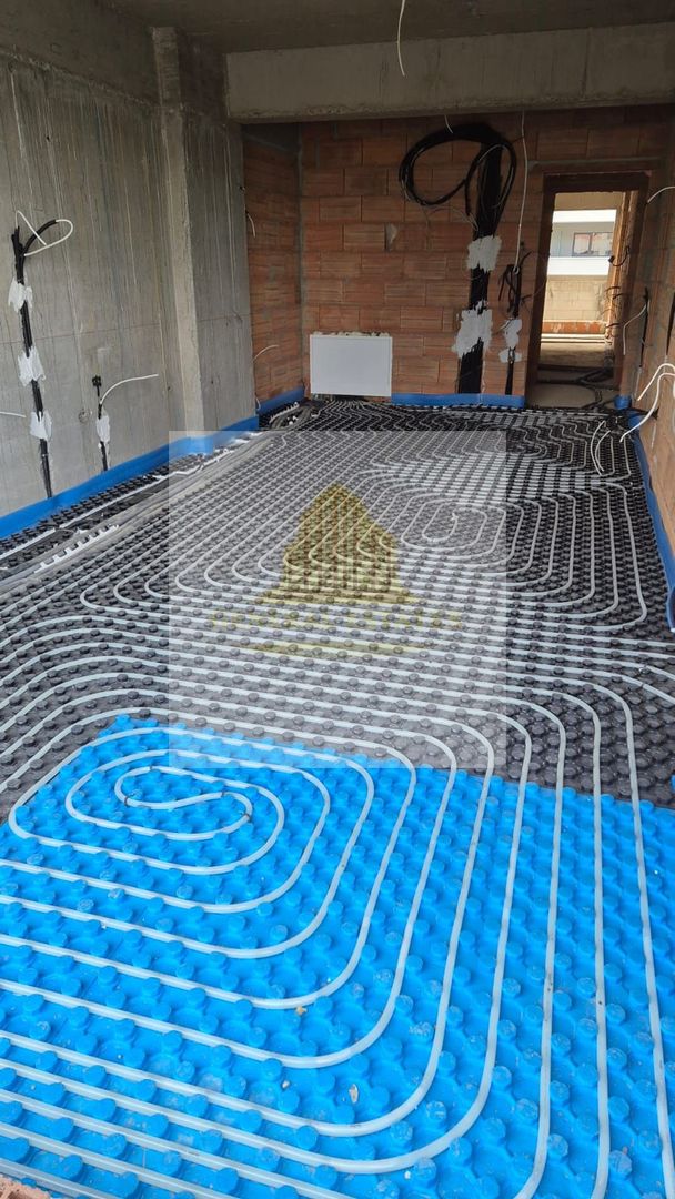 Apartament cu 3 camere, Brasov - Poză 10