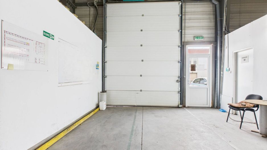 Hală și spații de birouri în Arad - Poză 10