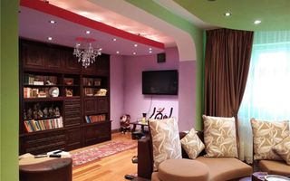 COMISON 0% /Casa de vanzare in Targoviste - zona Campulung, langa Liceul Petru C - Poză 2