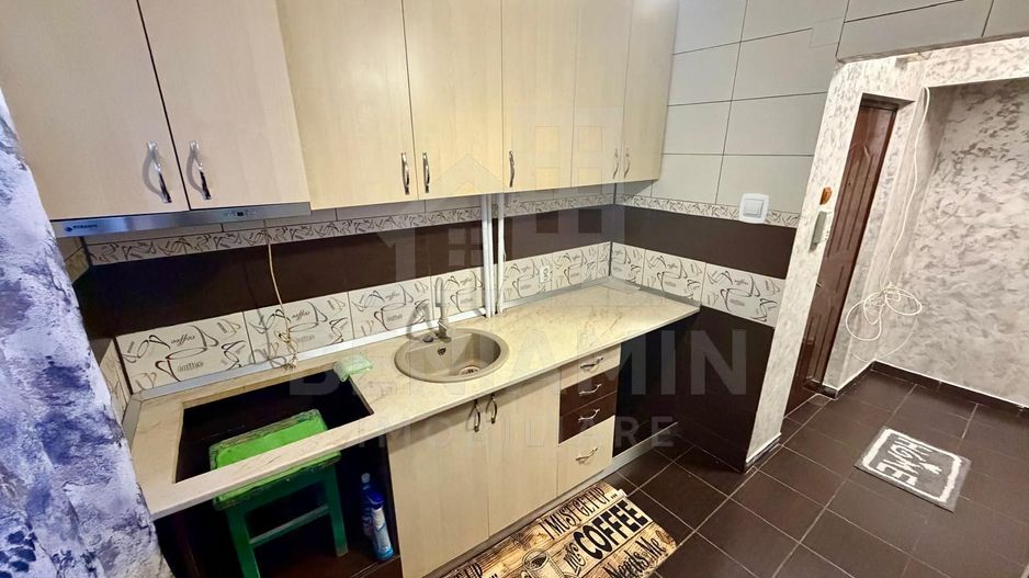 3 camere semidecomandat - Billa - etaj 1 - renovat -teava gaze - Poză 7