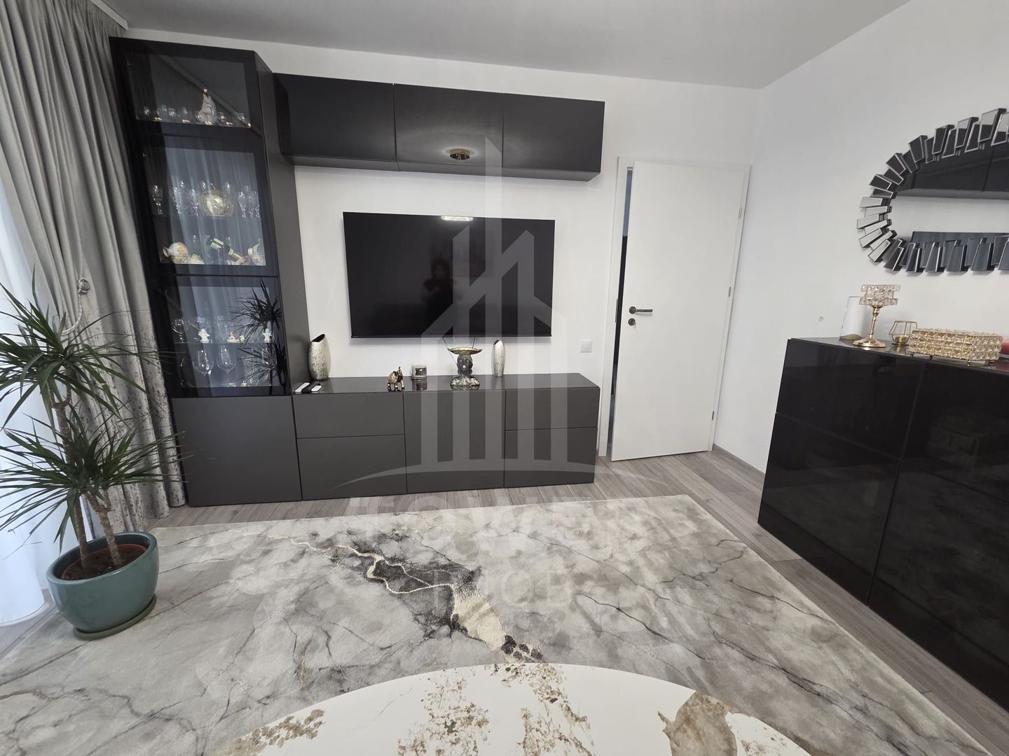 Apartament 3 camere de închiriat Doamna Stanca - Poză 3