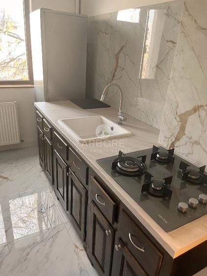 Inchiriere 2 camere Piata Unirii metrou renovat prima chirie - Poză 7