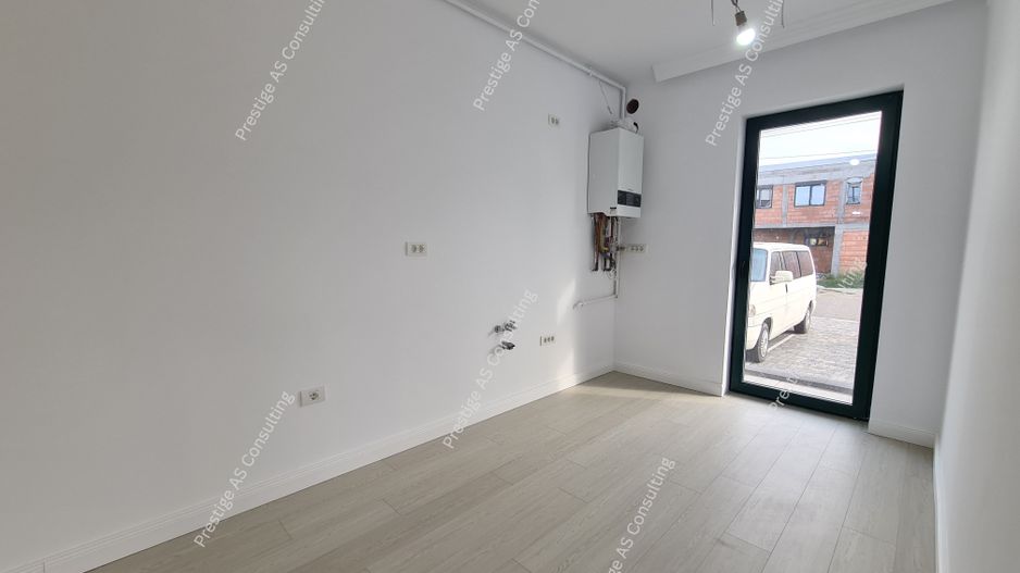 Apartament in Braytim cu 2 camere ideal pentru firme - spatiu comercial - birou - Poză 10