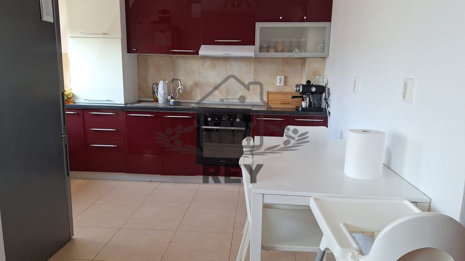 Apartament 4 camere,110 mpu,zona Centrașă/Moldoveanu-Cedonia - Poză 6