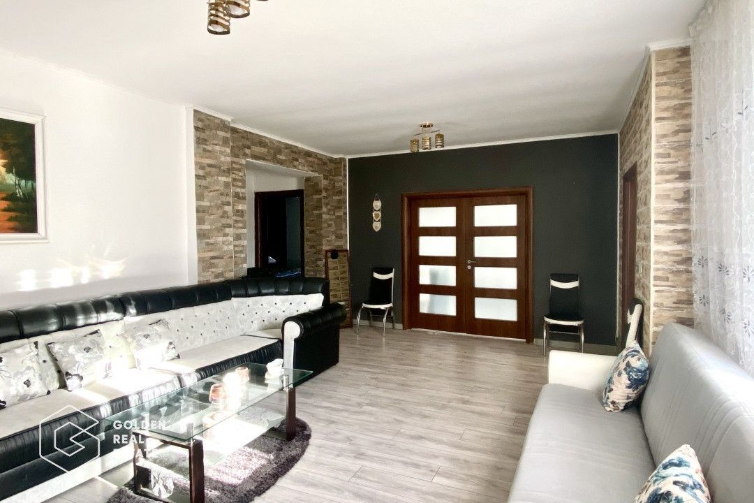 Casă de vânzare în Titu, jud. Dâmbovița, amenajată complet - Poză 6