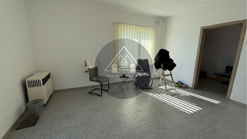 Halã de vânzare - Poză 4