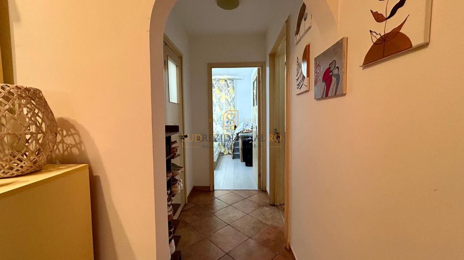 3 camere decomandat | Brancoveanu | Parter | Centrala proprie - Poză 12