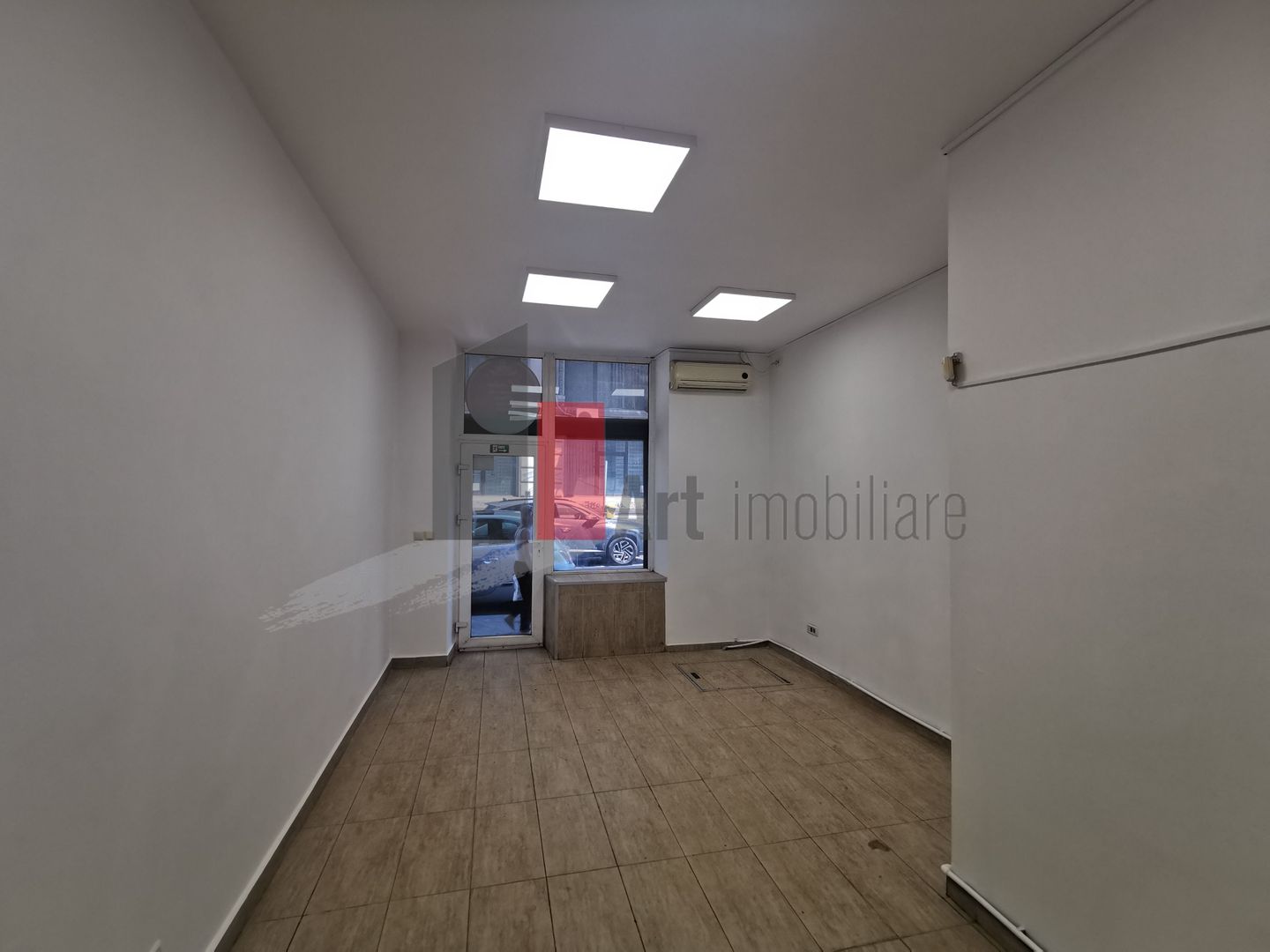 %0 Comision Spatiu comercial de inchiriat in zona Kogalniceanu/Cismigiu - Poză 2
