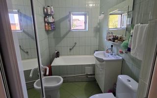 De vânzare apartament 3 camere – Tg Cucu - Poză 5