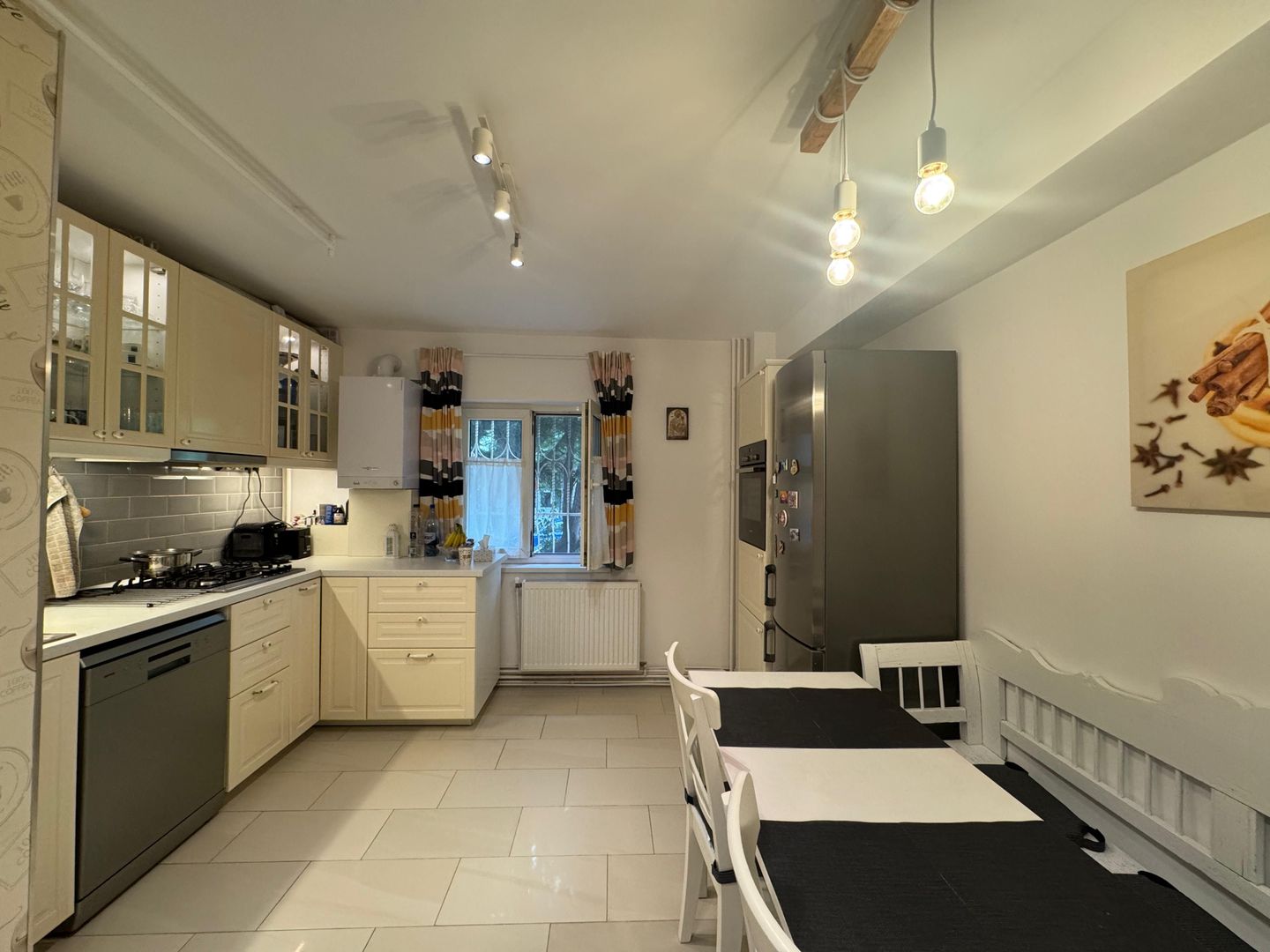 4 camere- DECOMANDAT | AVIATIEI - Poză 17