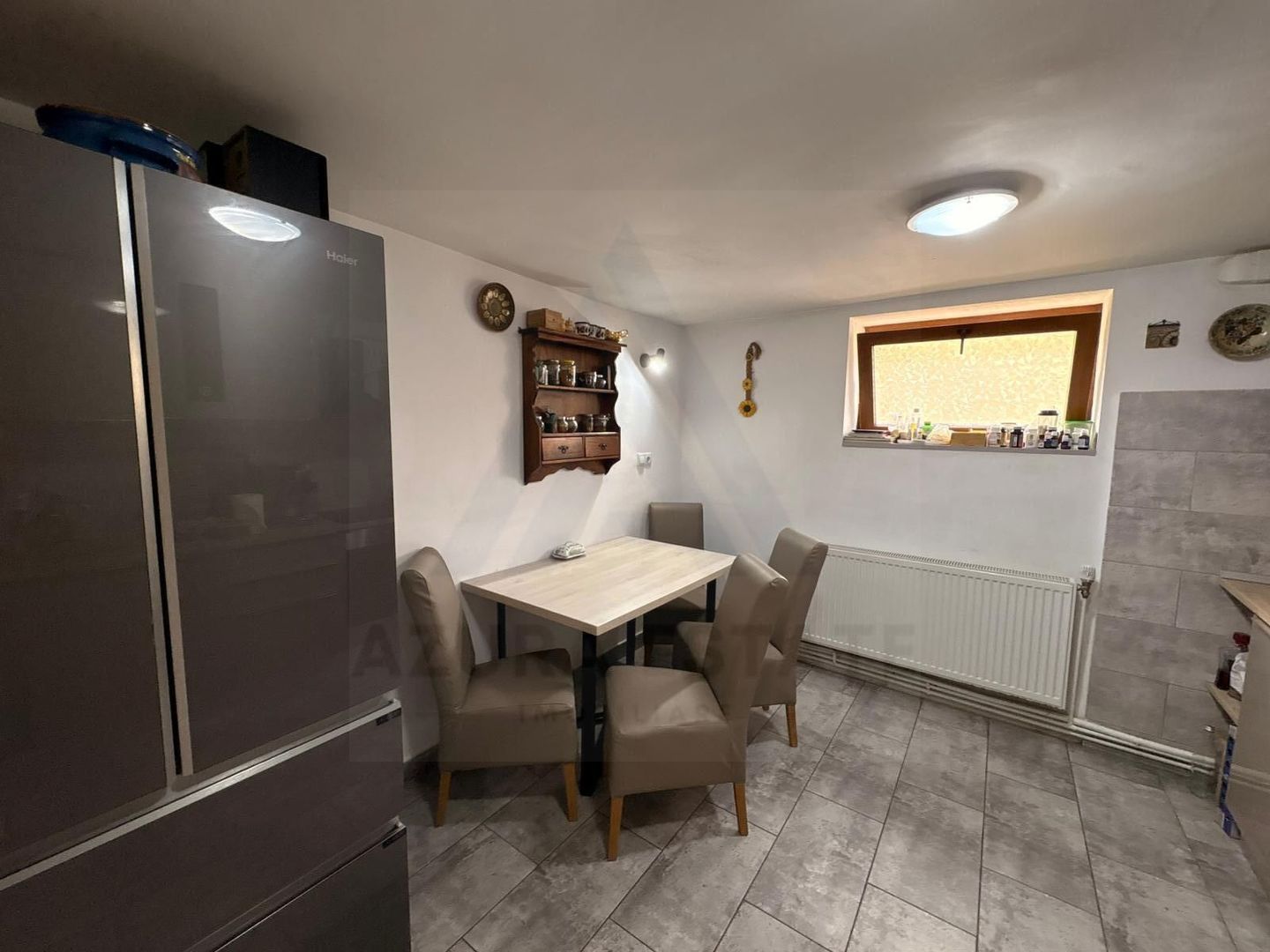 Casă versatila intretinuta 143 mp utili 5 camere 3 bai pivnita Lazaret - Poză 8