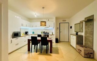 Apartament 3 camere lux zona Circumvalatiunii - Poză 1