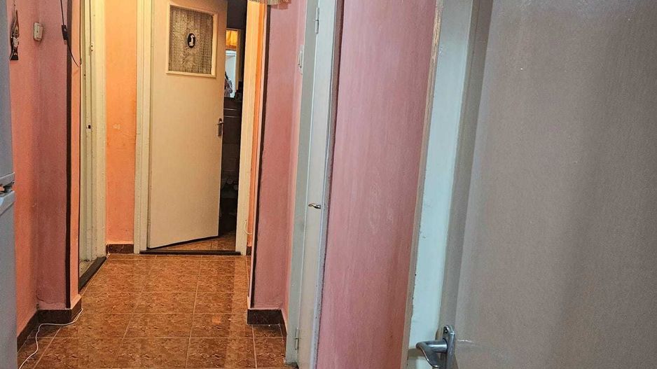 Apartament 3 camere Valea Roșie - Poză 5