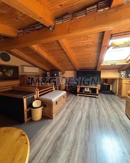 Apartament  cu 2 camere si pod amenajat Giroc - Poză 11