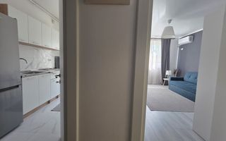 Garsoniera noua, gata de locuit, mobilata modern, Metrou Aparatori - Poză 6